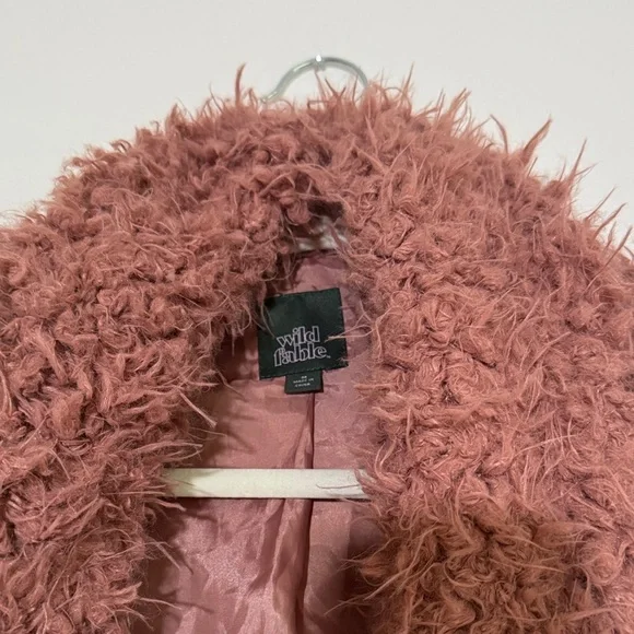 Wild Fable Women's Plush Pink Teddy Jacket - Picture 2 of 3